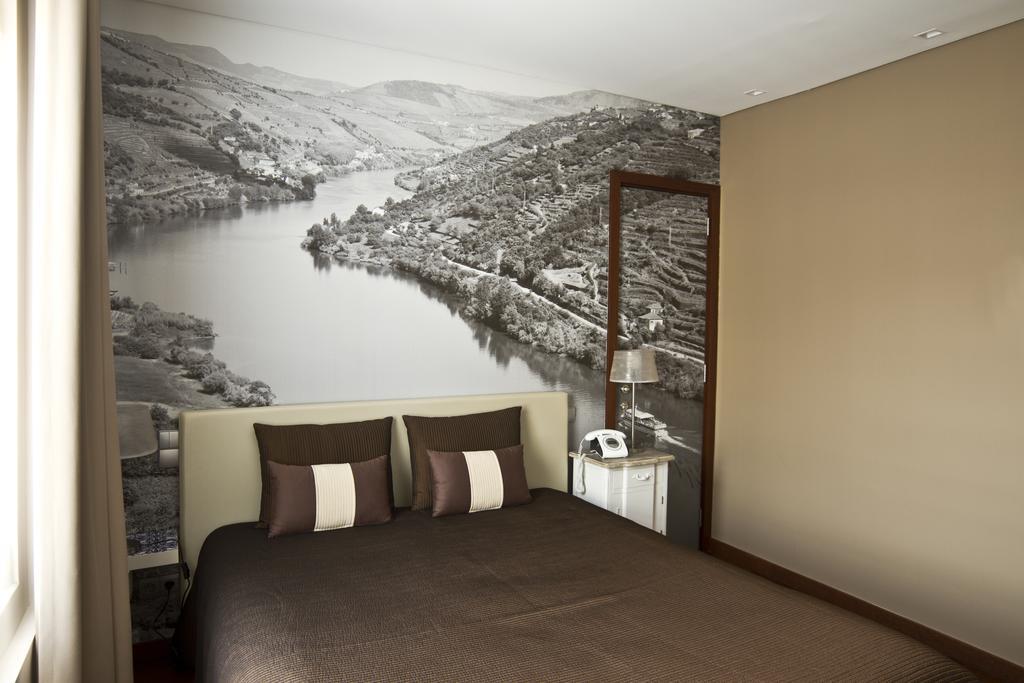 Oca Ribeira Do Porto Hotel Стая снимка